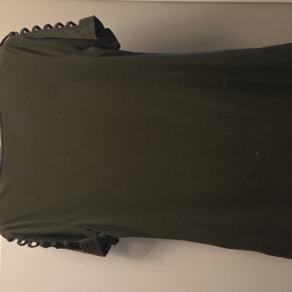 Michael Kors Olive Green Women's Top with Unique Sleeve Design Sz Small - Picture 5 of 5